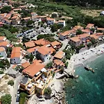 Sardi Hotel Pomonte