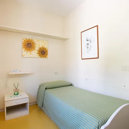 Hotel Sardi