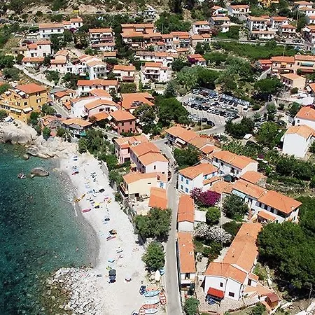 Sardi Hotell Pomonte