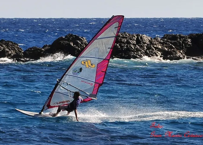 Sardi Ξενοδοχείο