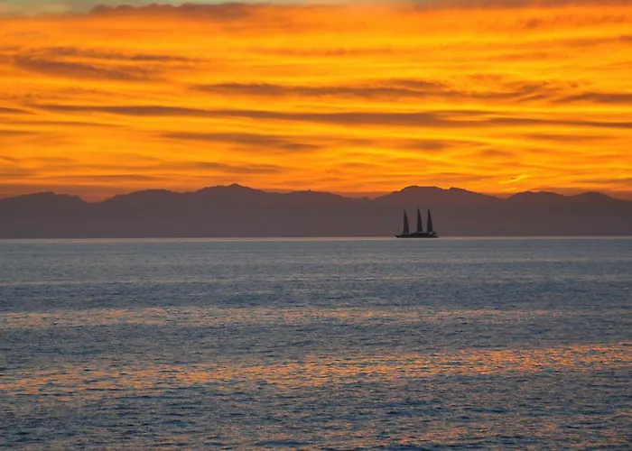 Sardi Ξενοδοχείο 3*