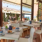 Hotel Sardi