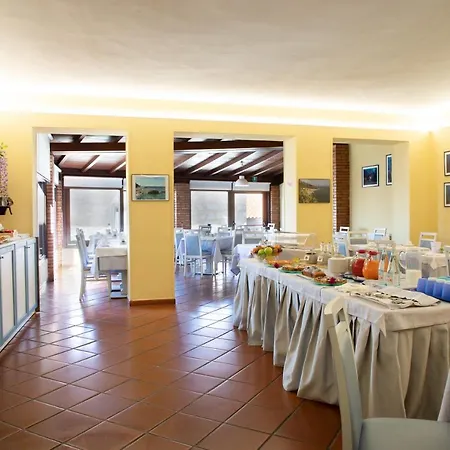 Sardi 3* Pomonte (Livorno)