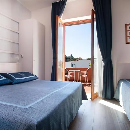Ξενοδοχείο Sardi 3*
