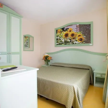 Sardi Hotel Pomonte