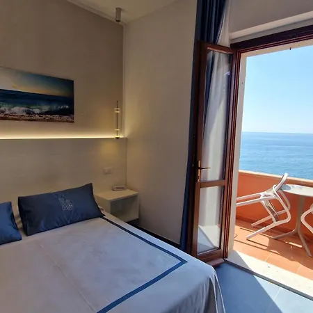 Sardi Hotel Pomonte